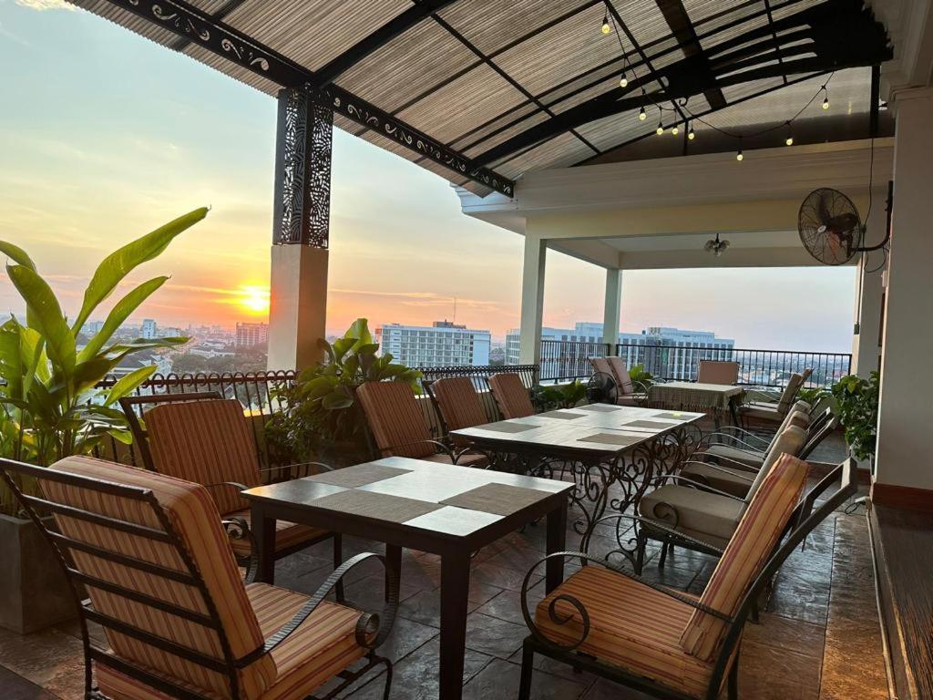 Capitol Residence Vientiane Exterior foto